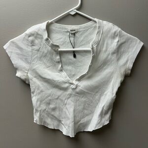 Garage Women’s White V Neck Cropped T Shirt